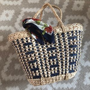 Hollister straw bag